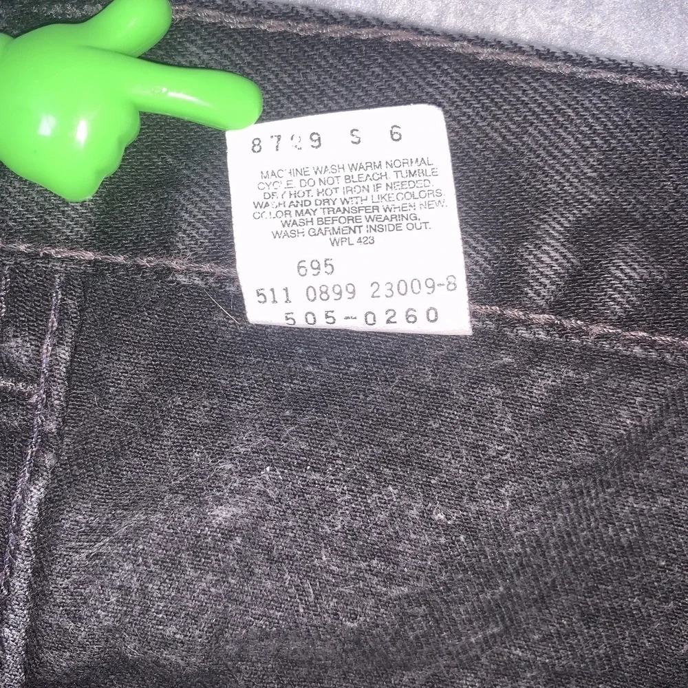 Vintage Levi's 505 Black Jeans 90's Made in USA Regular Fit Straight Leg 42x32